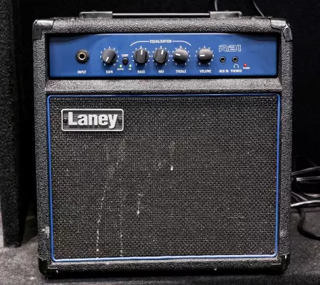 Laney Richter RB1 1 x 8-inch 15-watt Bass Combo Amp 2